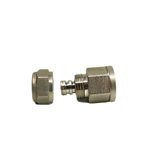 هل يمكنك استخدام التركيبات النحاسية للمياه؟